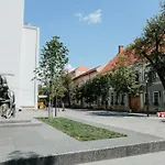 Contessa Central Apartment